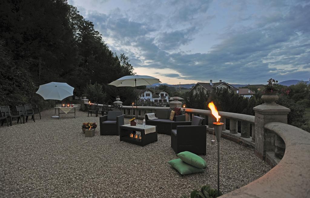Hotel Restaurant Le Chalet Cortaillod Luaran gambar