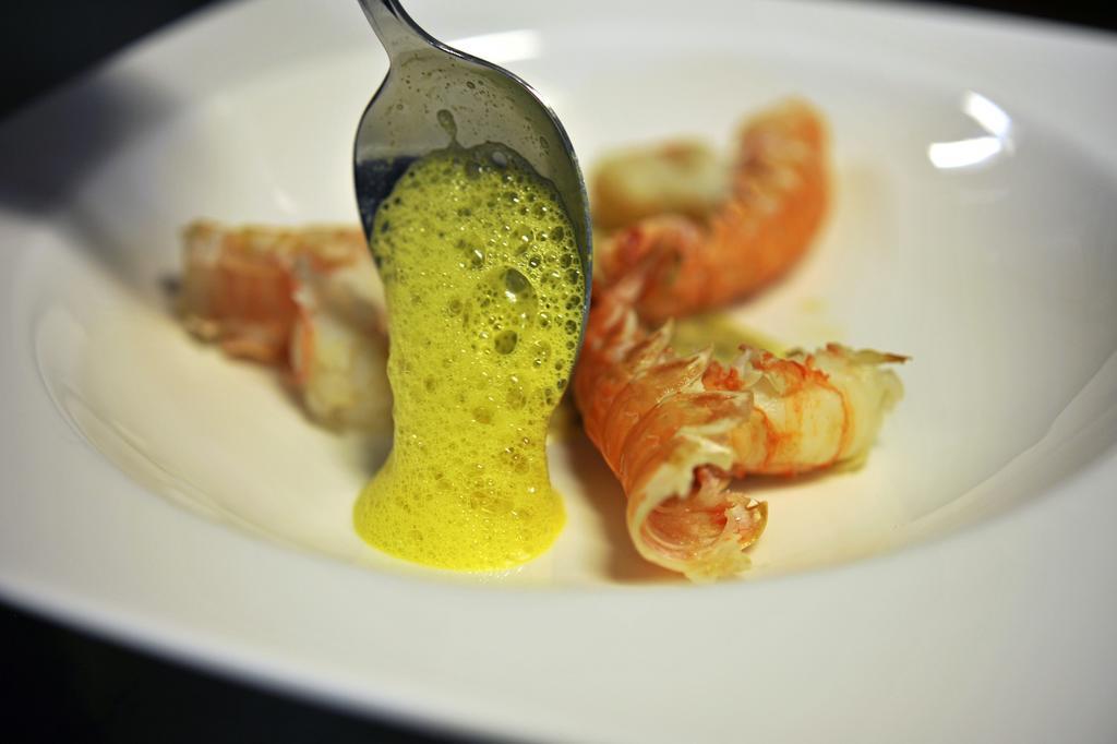 Hotel Restaurant Le Chalet Cortaillod Luaran gambar