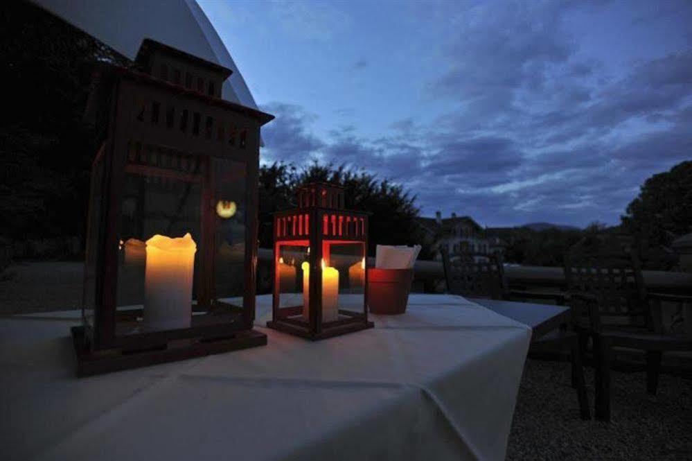 Hotel Restaurant Le Chalet Cortaillod Luaran gambar